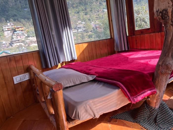 the hidden burrow by whoopers