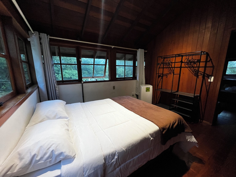 nomades hostel and coworking