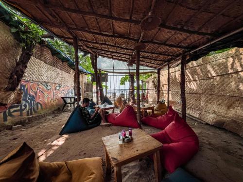 12 monks hostel goa