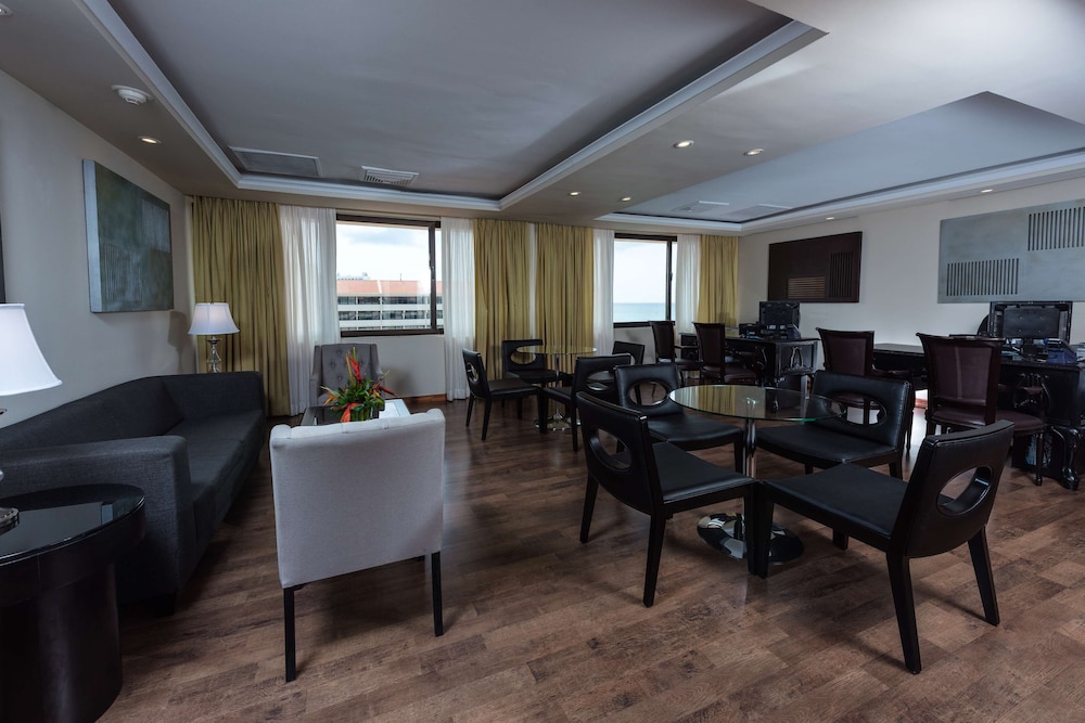 barcelo aruba