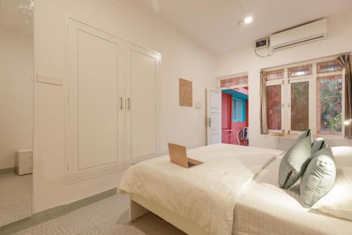 locul midtown indiranagar