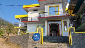 the lost hostels bir landing site