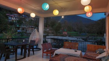 the lost hostels bir landing site