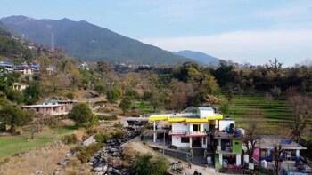 the lost hostels bir landing site