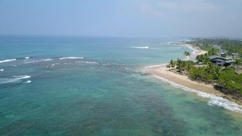 South Point Abbey,,3 star