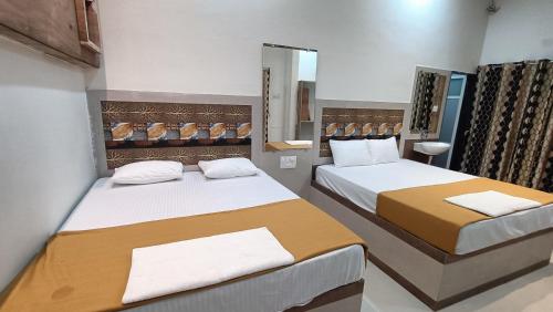 Green Paradise,,3 star