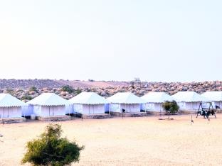 Tokyo Desert Camp,,3 star