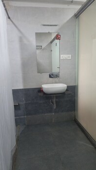 shvas island resort
