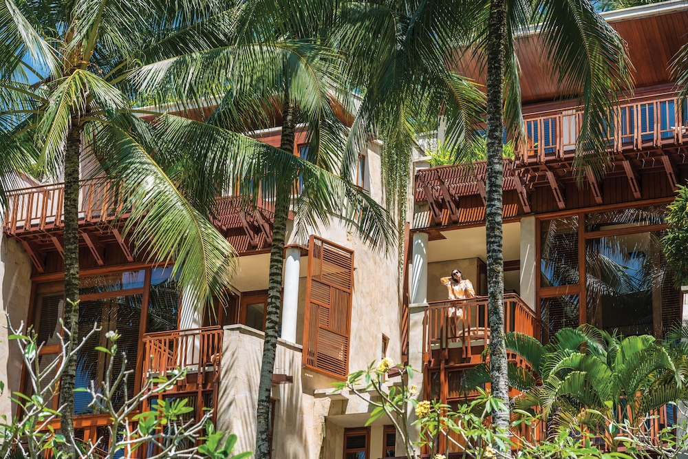 four seasons resort bali at sayan chse certified