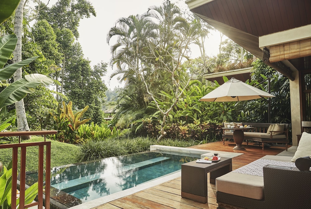 four seasons resort bali at sayan chse certified