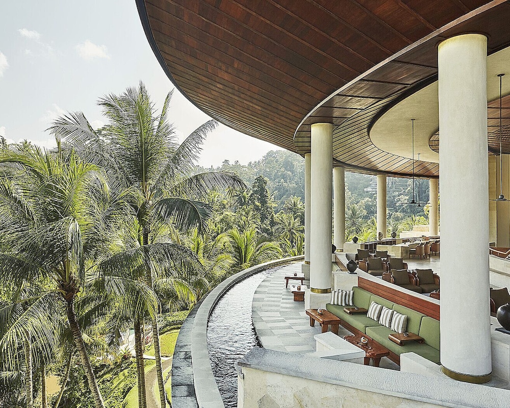 four seasons resort bali at sayan chse certified