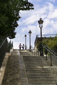 aparthotel adagio paris montmartre
