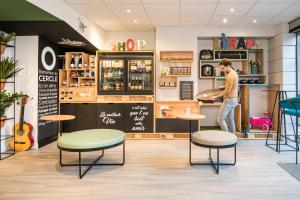 aparthotel adagio paris montmartre