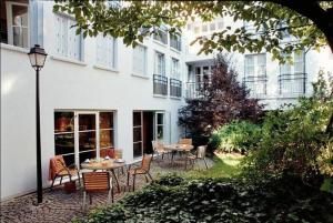 aparthotel adagio paris montmartre