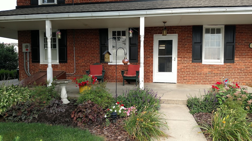 spruce lane lodge and cottages