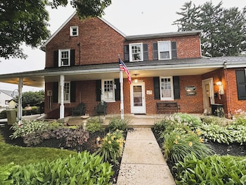 spruce lane lodge and cottages