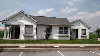 spruce lane lodge and cottages