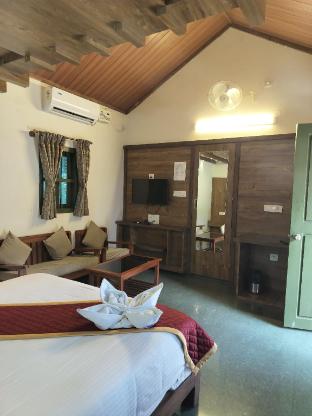 Coorg Gavadana,,5 star