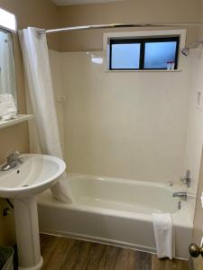 carrs northside motel and cottages