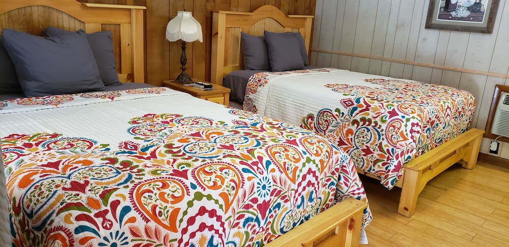 marshalls creek rest motel