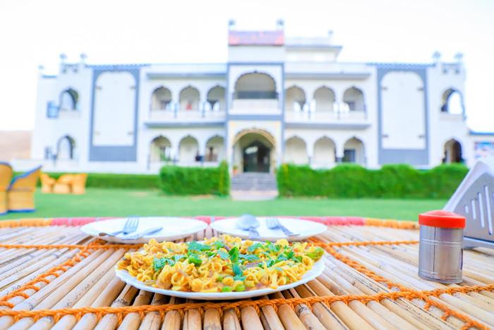 siddarth resort mountain view with pool