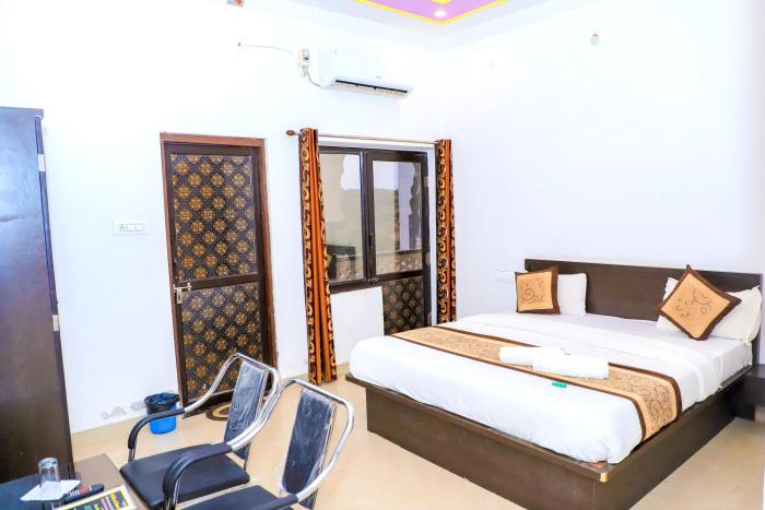 siddarth resort mountain view with pool