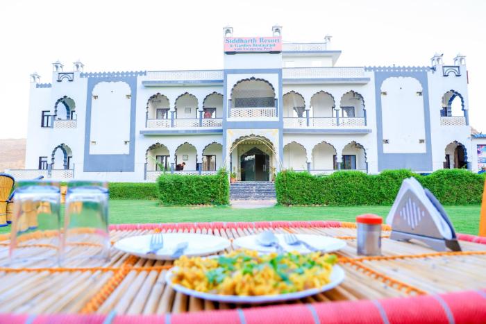 siddarth resort mountain view with pool