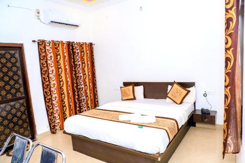 siddarth resort mountain view with pool