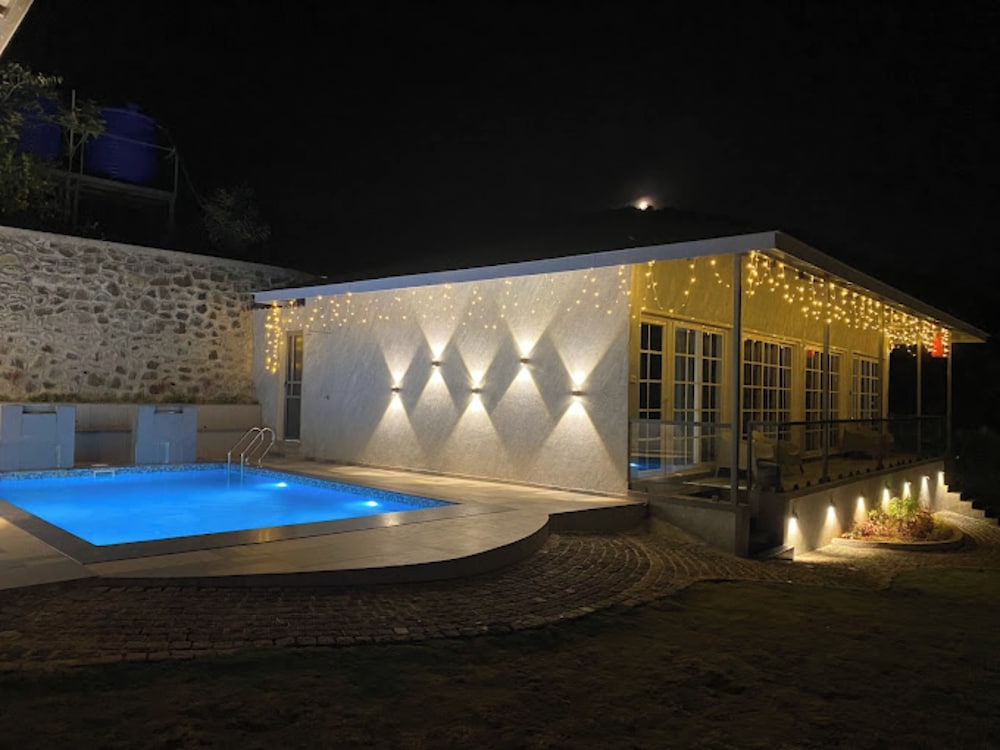 jumbo paradise pawna lake