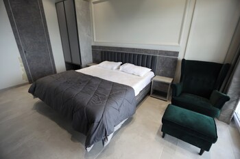 jumbo paradise pawna lake