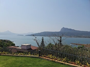 jumbo paradise pawna lake