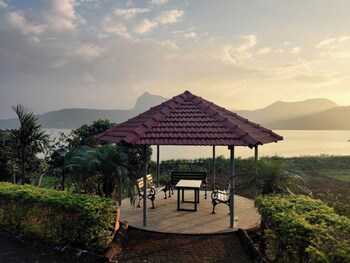 Jumbo Paradise, Pawna Lake,Pawna Lake,3 star