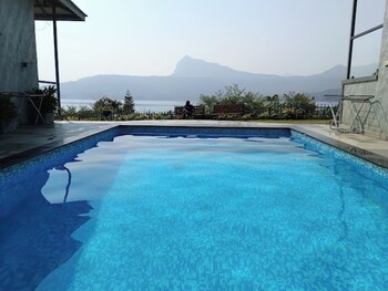 jumbo paradise pawna lake