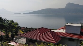 jumbo paradise pawna lake