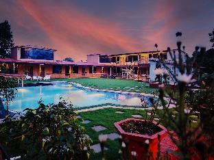 arya resort and spa