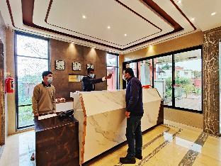 arya resort and spa