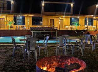 arya resort and spa