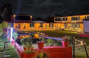 arya resort and spa