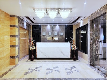 Arya Resort & Spa,,3 star