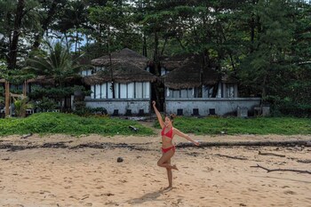 Sealord Naithon Beachfront Villa,,0 star