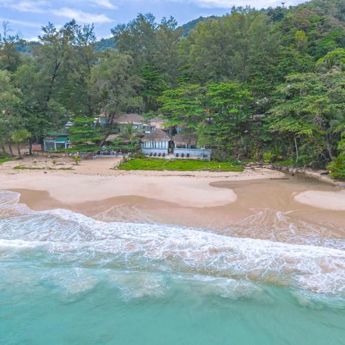 sealord naithon beachfront villa