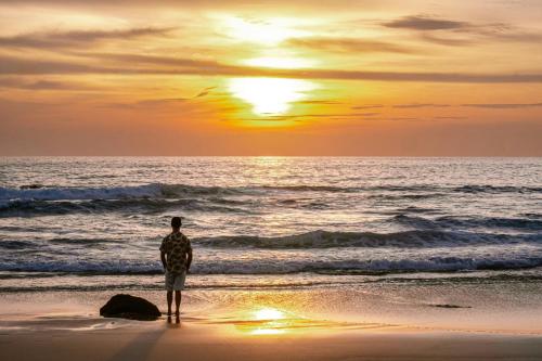 sealord naithon beachfront villa