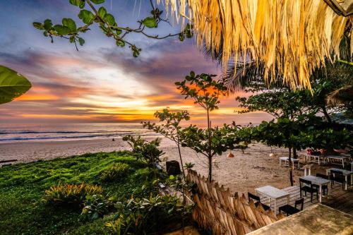 sealord naithon beachfront villa