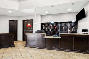 surestay plus hotel by best western lubbock medical center