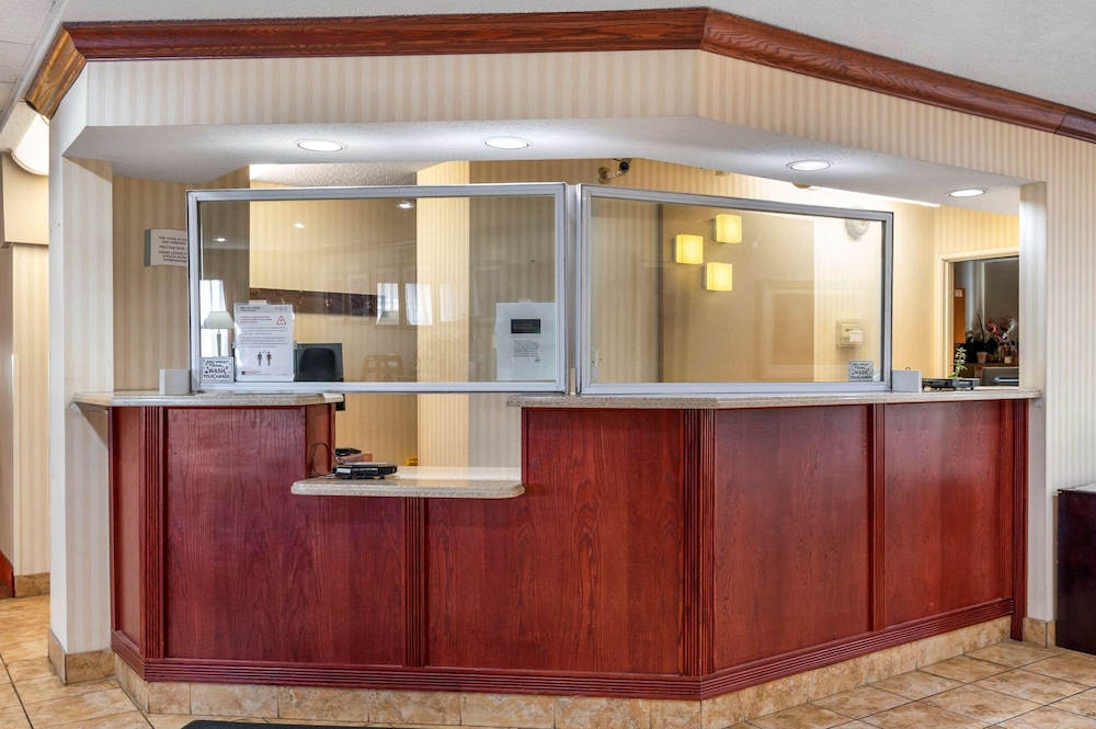 holiday inn express rensselaer by ihg