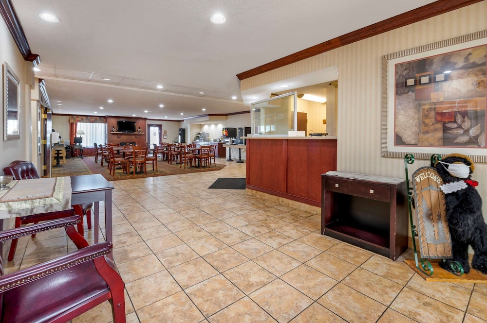 holiday inn express rensselaer by ihg