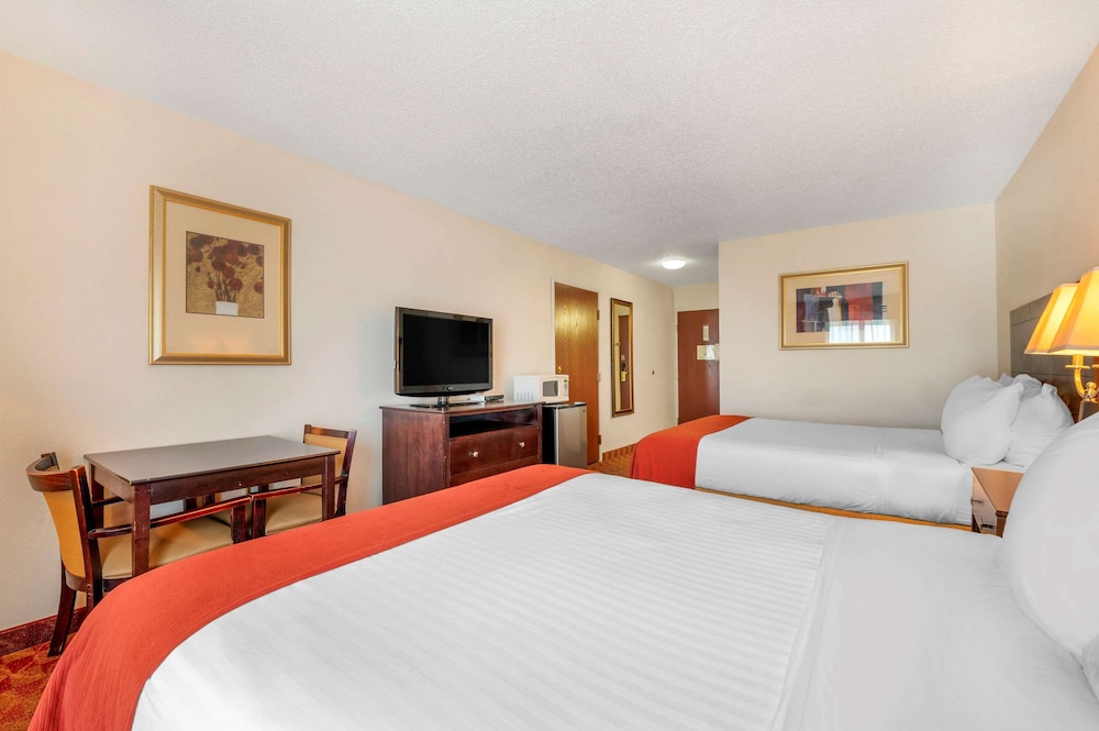 holiday inn express rensselaer by ihg