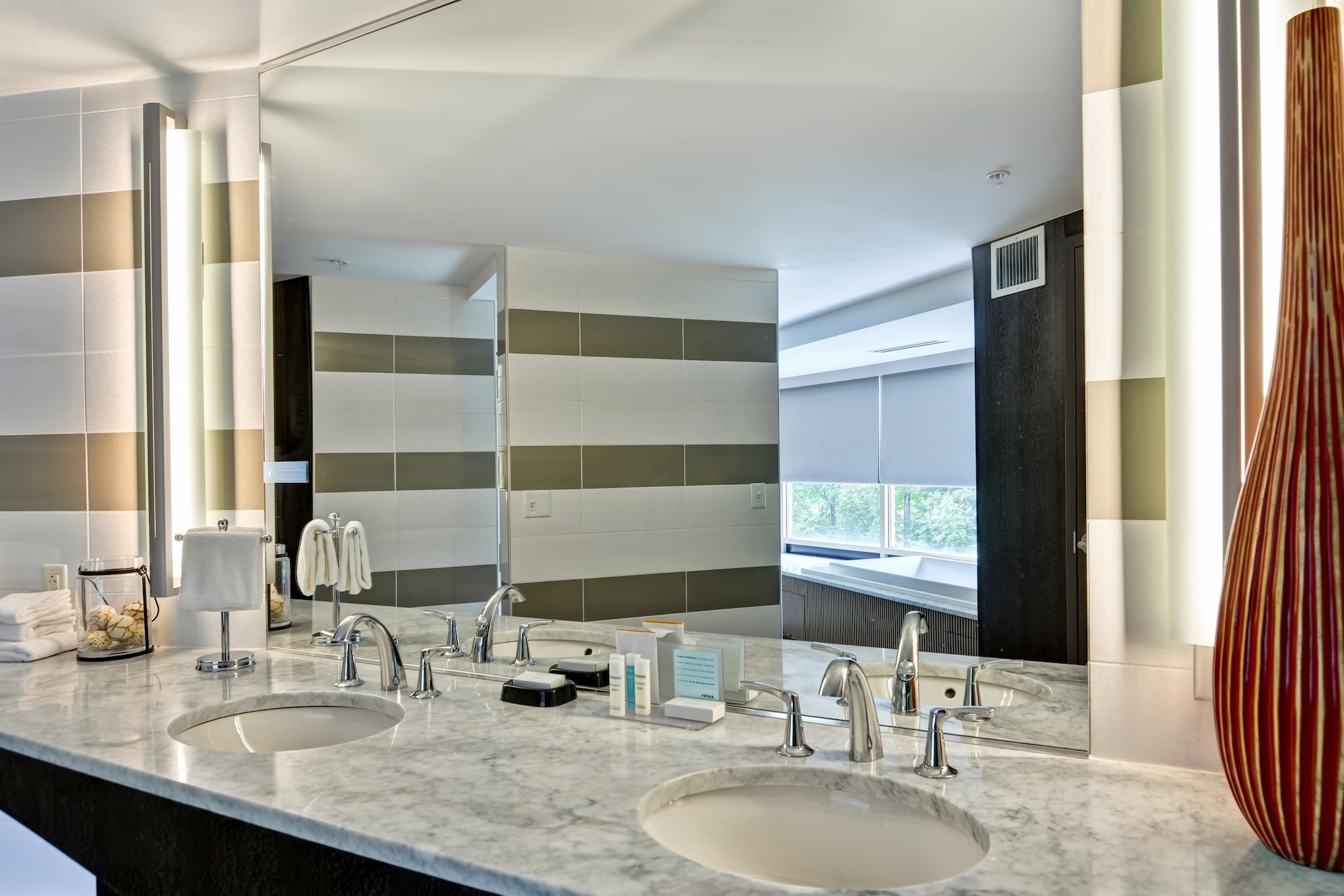 hampton inn and suites raleigh crabtree valley