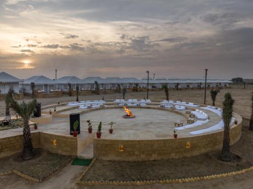 golden star desert camp