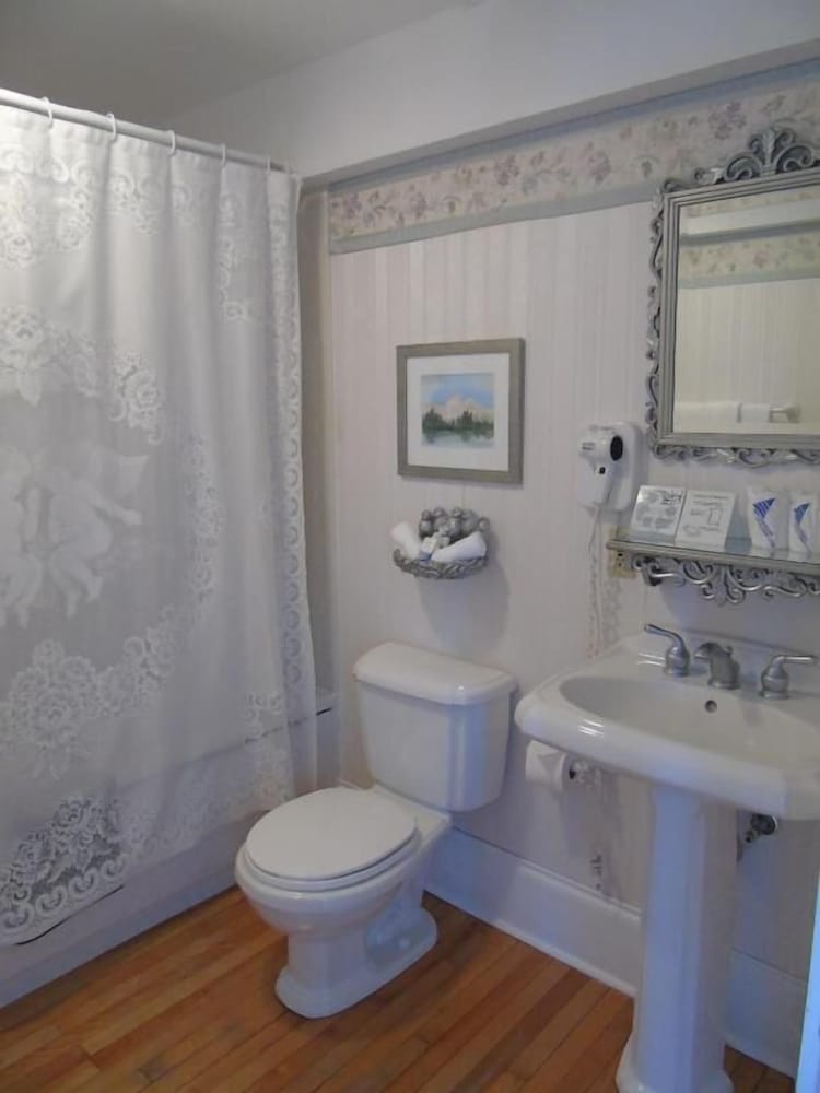 the dawson house bed and breakfast